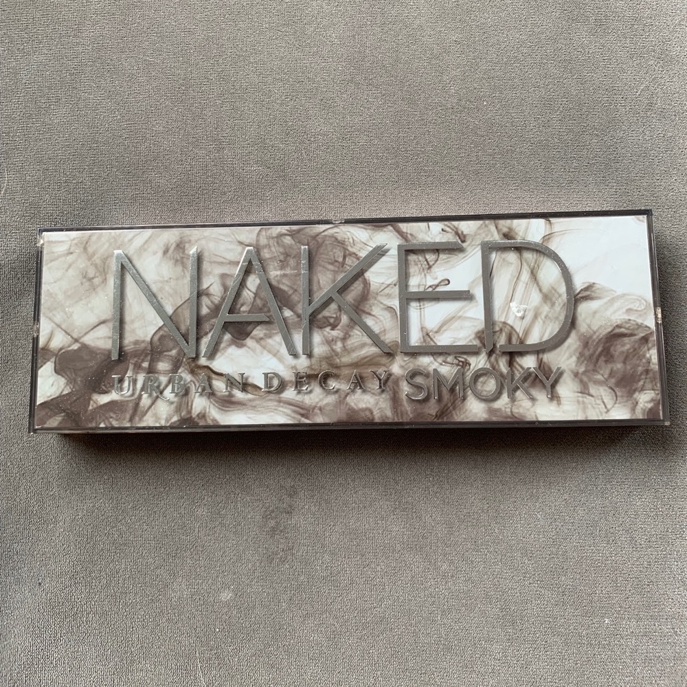 Urban Decay Naked Smoky Palette